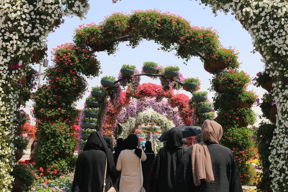 Entertainment Trip For Thalassemia patients to Miracle Garden- Dubai 